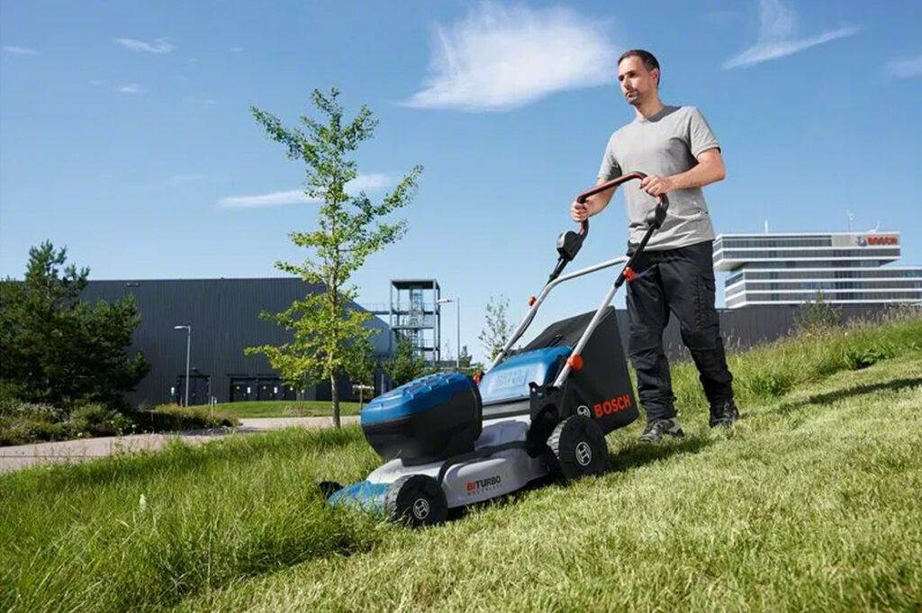 Nouvelle gamme d'outils de jardin sans-fil 18V Bosch Professional :  Puissance, légèreté et ergonomie - Batipresse